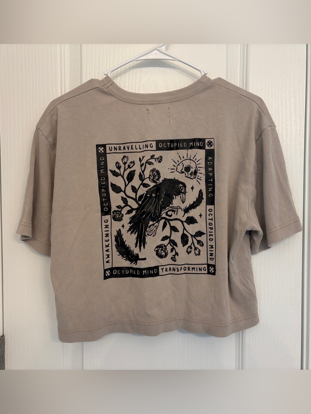 Women's Taupe Cropped Tee with Black Eagle Graphic - Picture 2 of 5